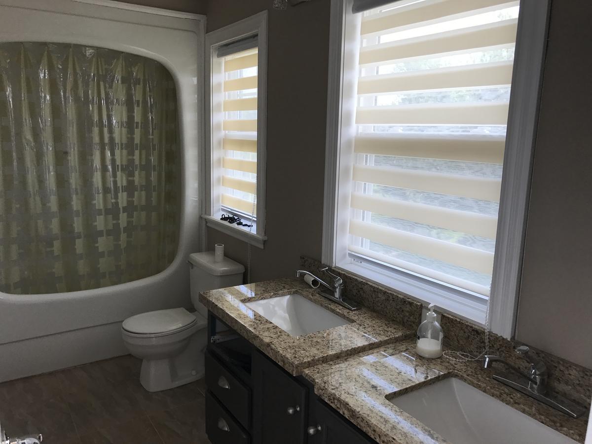 Bed and Breakfast Seaview White House Stratford Экстерьер фото