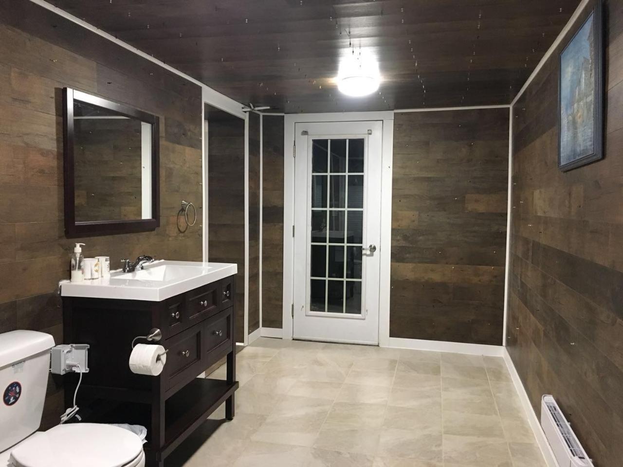 Bed and Breakfast Seaview White House Stratford Экстерьер фото